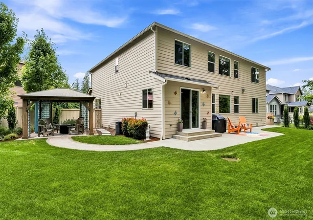 Photo 3 of Single family home for sale at 9339 Balata Ct NE, Lacey, WA 98516 | MLS# NWM2540396 | Listing updated on 2026-10-02