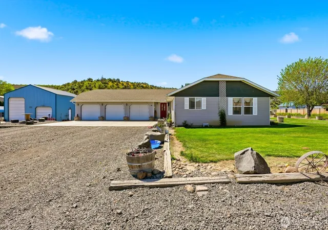 Photo 3 of Single family home for sale at 15180 Cottonwood Cyn Rd, Yakima, WA 98908 | MLS# NWM2540452 | Listing updated on 2026-09-22