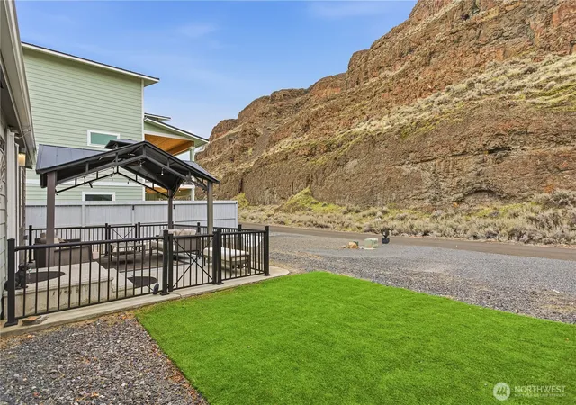 Photo 3 of Sale Pending at 578 Sw Section, Quincy, WA 98848 | MLS# NWM2540464 | Listing updated on 2026-09-25