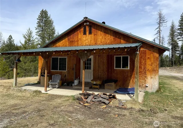 Photo 2 of Single family home for sale at 37 Gardner Crk Rd, Republic, WA 99166 | MLS# NWM2540590 | Listing updated on 2026-09-22