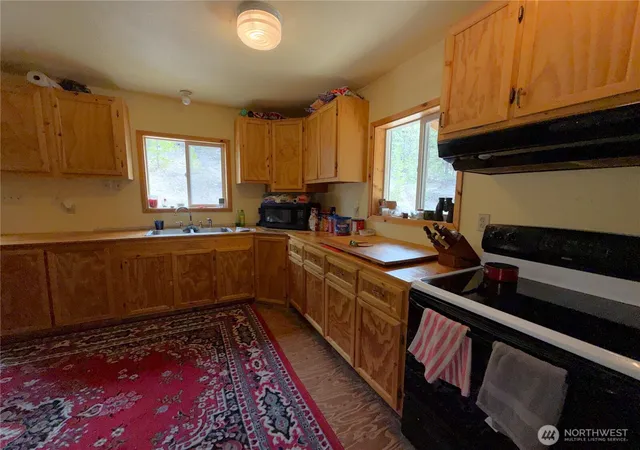 Photo 4 of Single family home for sale at 37 Gardner Crk Rd, Republic, WA 99166 | MLS# NWM2540590 | Listing updated on 2026-09-22