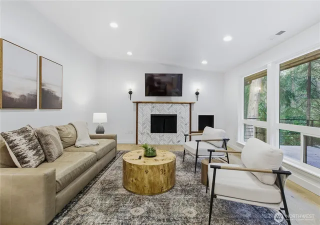 Photo 4 of Single family home for sale at 2641 271st Avenue SE, Issaquah, WA 98029 | MLS# NWM2540620 | Listing updated on 2026-09-22