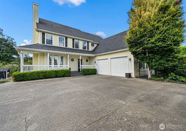 Photo 2 of Single family home for sale at 2614 Tacoma Rd E, Puyallup, WA 98371 | MLS# NWM2540655 | Listing updated on 2026-09-26