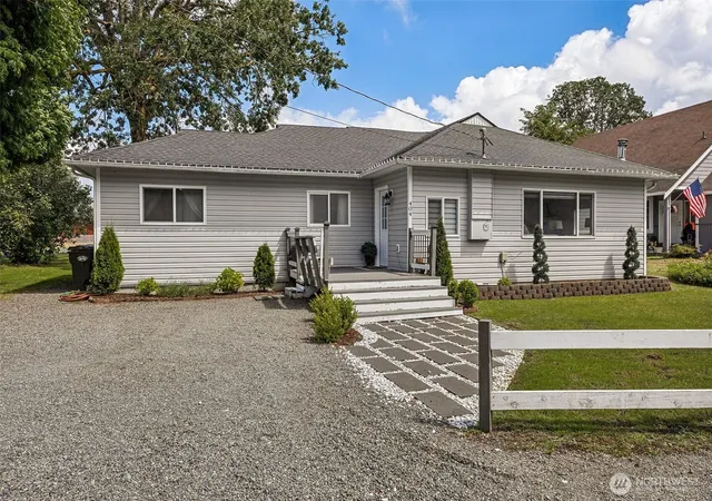 Photo 1 of Single family home for sale at 404 Nixon St S, Roy, WA 98580 | MLS# NWM2540684 | Listing updated on 2026-09-22