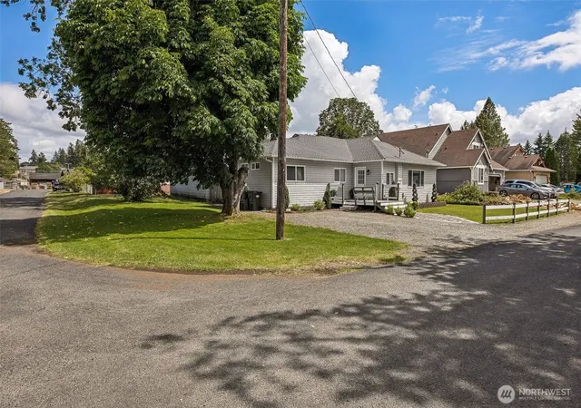 Photo 3 of Single family home for sale at 404 Nixon St S, Roy, WA 98580 | MLS# NWM2540684 | Listing updated on 2026-09-22
