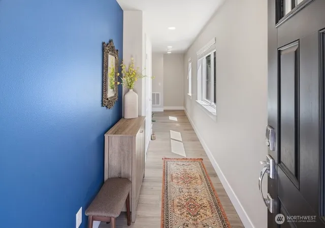 Photo 2 of Condo for sale at 19611 3rd Drive Se, Bothell, WA 98012 | MLS# NWM2540693 | Listing updated on 2026-09-22
