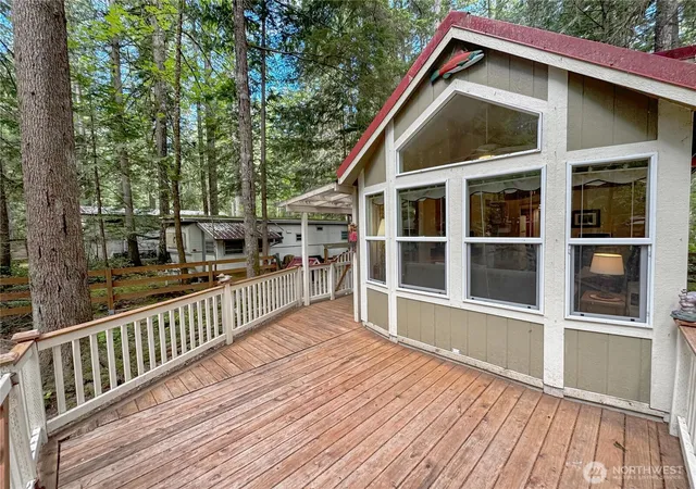 Photo 3 of Manufactured home for sale at 86 3 Sunset Cir, Deming, WA 98244 | MLS# NWM2540703 | Listing updated on 2026-09-22