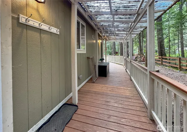 Photo 3 of Manufactured home for sale at 86 3 Sunset Cir, Deming, WA 98244 | MLS# NWM2540703 | Listing updated on 2026-09-22