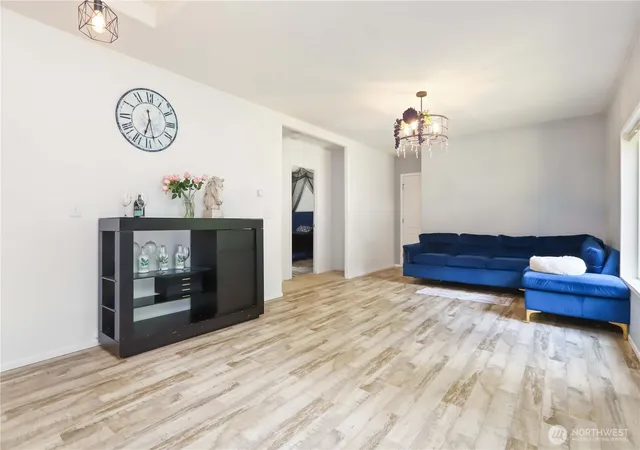 Photo 2 of Manufactured home for sale at 2811 Andreason Rd, Langley, WA 98260 | MLS# NWM2540743 | Listing updated on 2026-09-22
