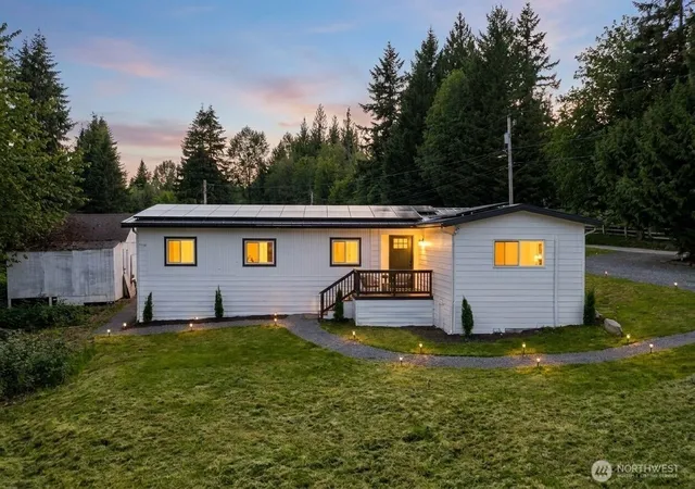 Photo 3 of Manufactured home for sale at 3412 147th Avenue NE, Lake Stevens, WA 98258 | MLS# NWM2540744 | Listing updated on 2026-09-22