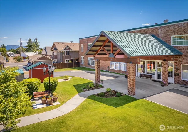 Photo 2 of Condo for sale at 202 E 3rd Street #104, Cle Elum, WA 98922 | MLS# NWM2540748 | Listing updated on 2026-09-22