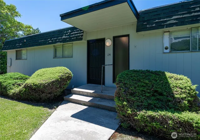 Photo 4 of Multi family home for sale at 933 N Baker Ave #1-16, East Wenatchee, WA 98802 | MLS# NWM2540772 | Listing updated on 2026-09-22
