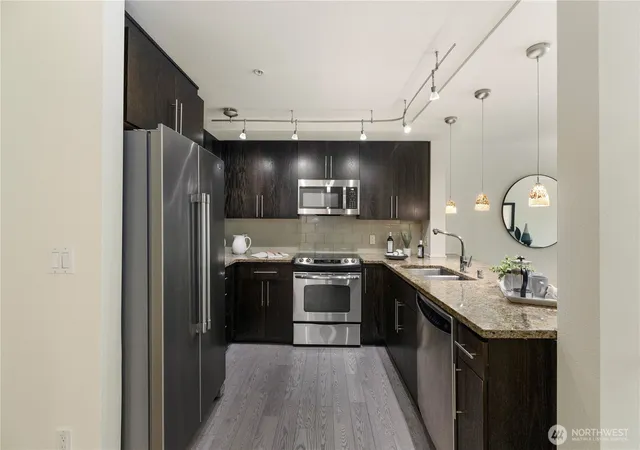Photo 4 of Condo for sale at 511 100th Avenue NE #109, Bellevue, WA 98004 | MLS# NWM2540787 | Listing updated on 2026-09-21