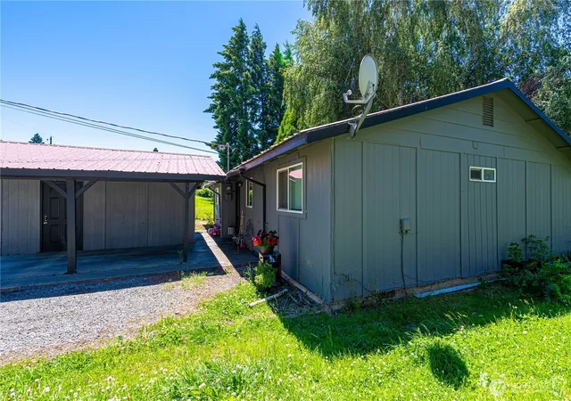 Photo 2 of Multi family home for sale at 400 N Keller Ave #A & B, East Wenatchee, WA 98802 | MLS# NWM2540808 | Listing updated on 2026-09-22