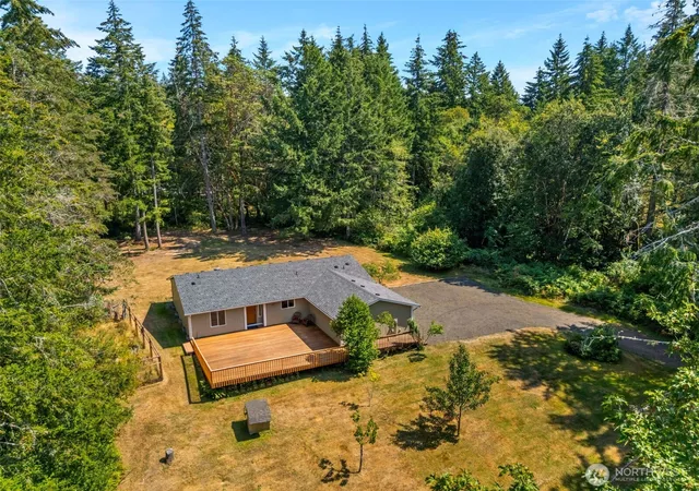 Photo 1 of Sale Pending at 8910 Hunter Point Rd Nw, Olympia, WA 98502 | MLS# NWM2540836 | Listing updated on 2026-09-25