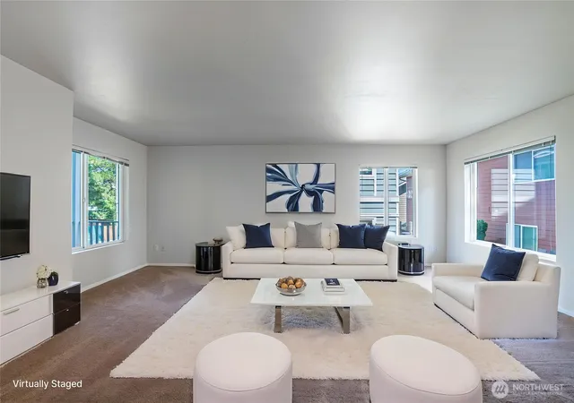 Photo 2 of Townhouse for sale at 433 W Webster Ave, Chelan, WA 98816 | MLS# NWM2540852 | Listing updated on 2026-09-22