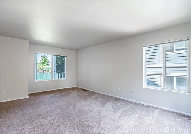 Photo 4 of Townhouse for sale at 433 W Webster Ave, Chelan, WA 98816 | MLS# NWM2540852 | Listing updated on 2026-09-22