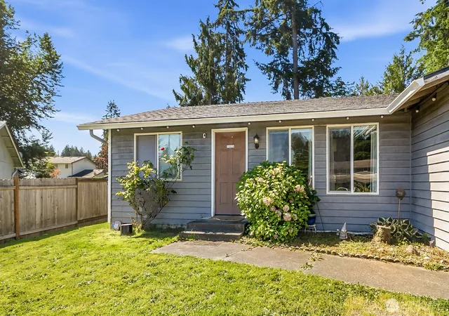 Photo 1 of Multi family home for sale at 9010 9th Place Se, Lake Stevens, WA 98258 | MLS# NWM2540863 | Listing updated on 2026-09-30