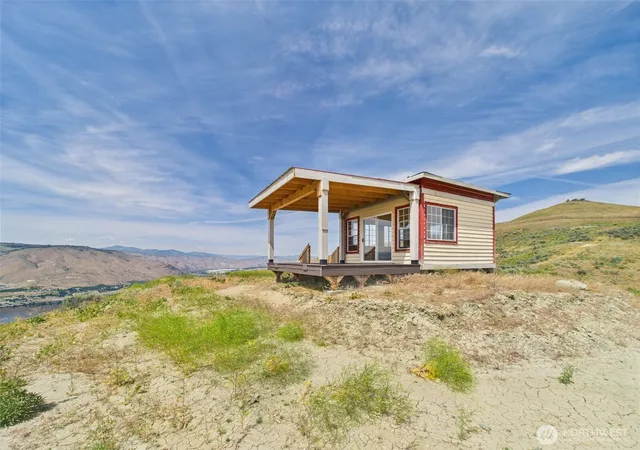 Photo 2 of Land for sale at 0 Fisher Ln, Orondo, WA 98843 | MLS# NWM2540867 | Listing updated on 2026-09-22