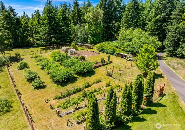 Photo 3 of Single family home for sale at 11500 Weisenberger Rd Se, Rainier, WA 98576 | MLS# NWM2540891 | Listing updated on 2026-10-01