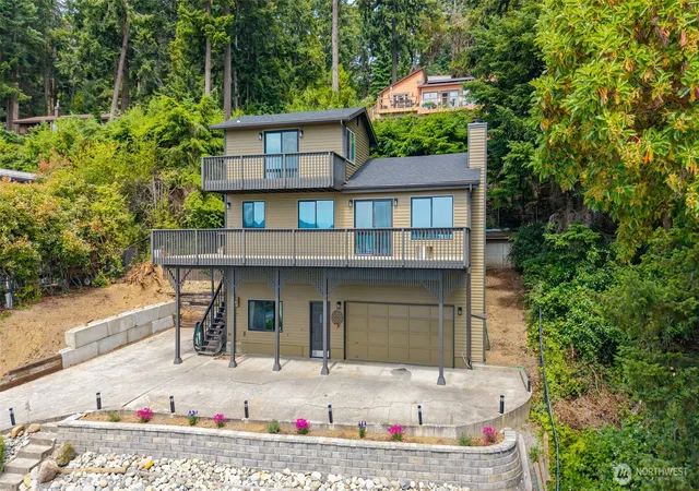 Photo 1 of Single family home for sale at 2123 Stoney Beach Ln, Oak Harbor, WA 98277 | MLS# NWM2540893 | Listing updated on 2026-09-21