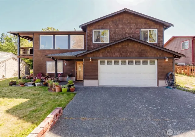 Photo 1 of Single family home for sale at 221 Farragut Ave, Port Orchard, WA 98366 | MLS# NWM2540897 | Listing updated on 2026-07-08