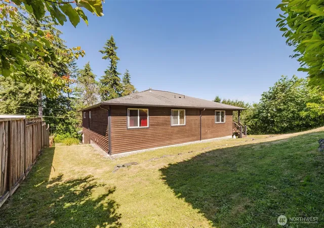 Photo 3 of Single family home for sale at 221 Farragut Ave, Port Orchard, WA 98366 | MLS# NWM2540897 | Listing updated on 2026-07-08