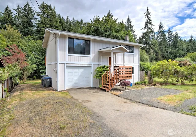 Photo 1 of Single family home for sale at 2064 Lake Blvd, Shelton, WA 98584 | MLS# NWM2540938 | Listing updated on 2026-09-22