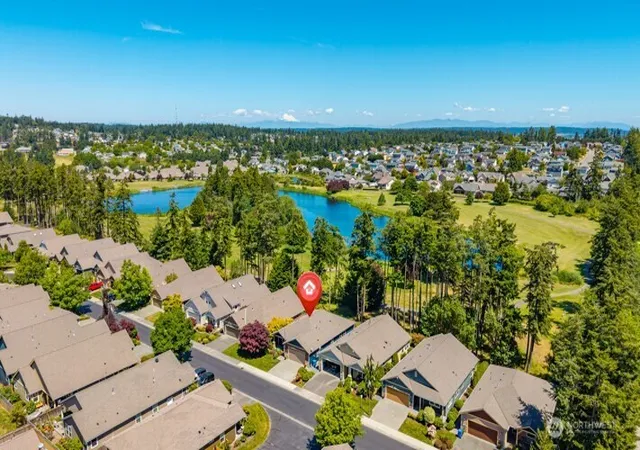 Photo 3 of Single family home for sale at 1844 SW Aberdeen Ct, Oak Harbor, WA 98277 | MLS# NWM2540959 | Listing updated on 2026-10-02