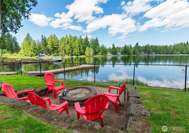 Photo 4 of Sale Pending at 4694 Panther Lake Rd W, Bremerton, WA 98312 | MLS# NWM2540967 | Listing updated on 2026-09-28