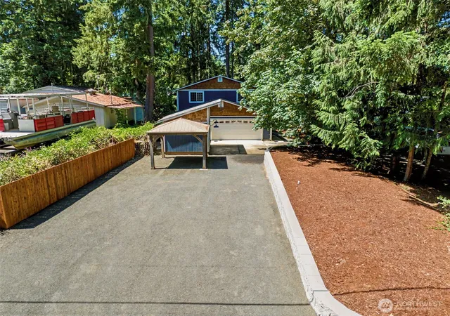 Photo 1 of Single family home for sale at 5633 Lake Saint Clair Dr Se, Olympia, WA 98513 | MLS# NWM2540971 | Listing updated on 2026-09-29