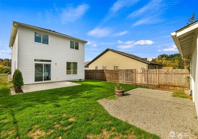 Photo 3 of Single family home for sale at 262 N Olympia St, Tenino, WA 98589 | MLS# NWM2540976 | Listing updated on 2026-09-22