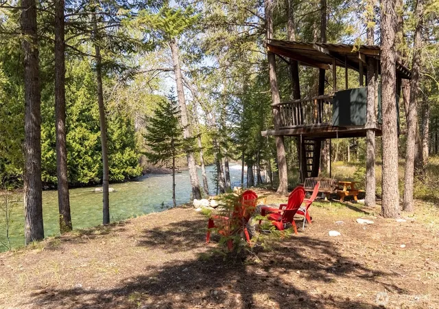 Photo 3 of Single family home for sale at 225 C Lost River Rd, Mazama, WA 98833 | MLS# NWM2540986 | Listing updated on 2026-09-22