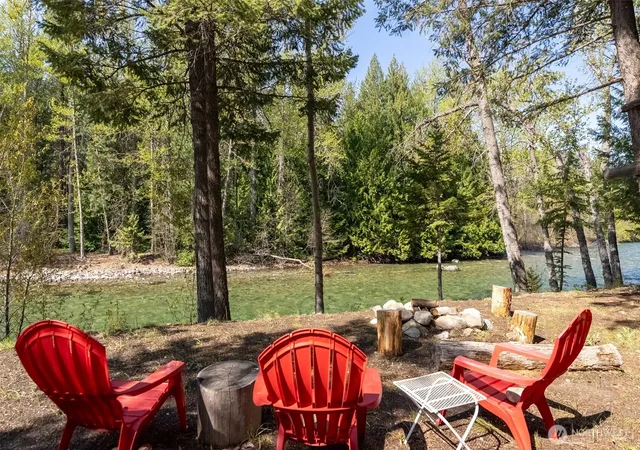 Photo 4 of Single family home for sale at 225 C Lost River Rd, Mazama, WA 98833 | MLS# NWM2540986 | Listing updated on 2026-09-22