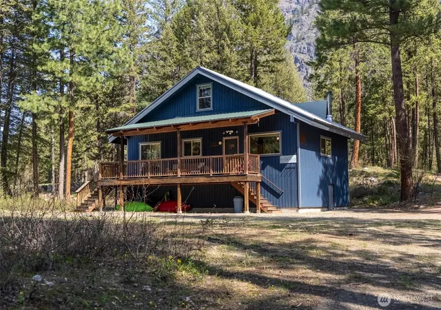 Photo 2 of Single family home for sale at 225 C Lost River Rd, Mazama, WA 98833 | MLS# NWM2540986 | Listing updated on 2026-09-22