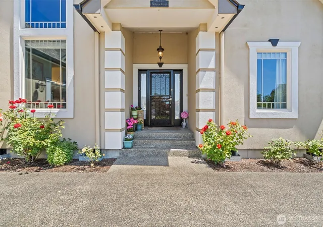 Photo 3 of Single family home for sale at 153 Newaukum Village Dr, Chehalis, WA 98532 | MLS# NWM2541019 | Listing updated on 2026-09-22