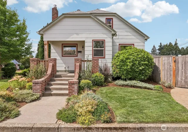 Photo 2 of Single family home for sale at 4100 Creston Ave, Vancouver, WA 98663 | MLS# NWM2541035 | Listing updated on 2026-10-01