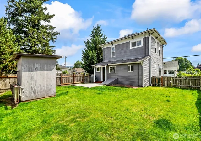 Photo 3 of Single family home for sale at 307 3rd Street, Sultan, WA 98294 | MLS# NWM2541053 | Listing updated on 2026-09-30