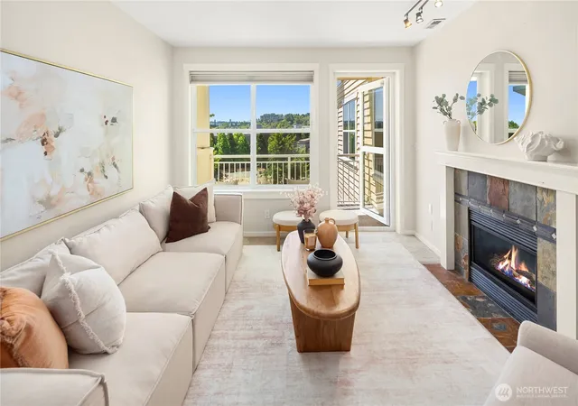 Photo 2 of Condo for sale at 2901 Ne Blakeley St #409, Seattle, WA 98105 | MLS# NWM2541061 | Listing updated on 2026-09-22