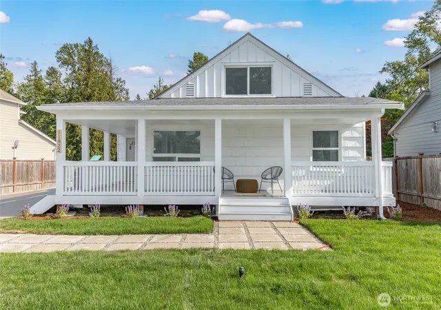 Photo 2 of Sale Pending at 11822 24th Street E, Edgewood, WA 98372 | MLS# NWM2541068 | Listing updated on 2026-09-29