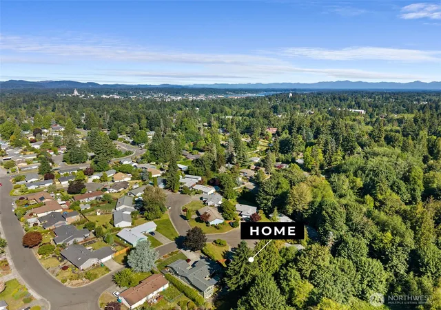 Photo 4 of Sale Pending at 2228 Tandem Ct SE, Olympia, WA 98501 | MLS# NWM2541095 | Listing updated on 2026-09-21