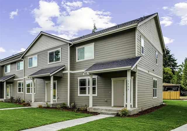 Photo 1 of Townhouse for sale at 1402 E 51st Street, Tacoma, WA 98404 | MLS# NWM2541114 | Listing updated on 2026-10-16