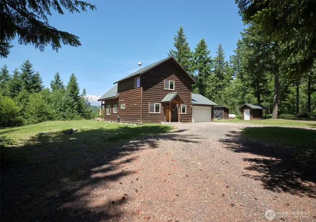 Photo 3 of Single family home for sale at 502 Loowit Ln, Cougar, WA 98616 | MLS# NWM2541129 | Listing updated on 2026-09-22