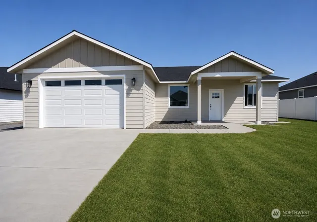 Photo 1 of Single family home for sale at 909 Ne 6th Avenue, Ephrata, WA 98823 | MLS# NWM2541132 | Listing updated on 2026-09-22