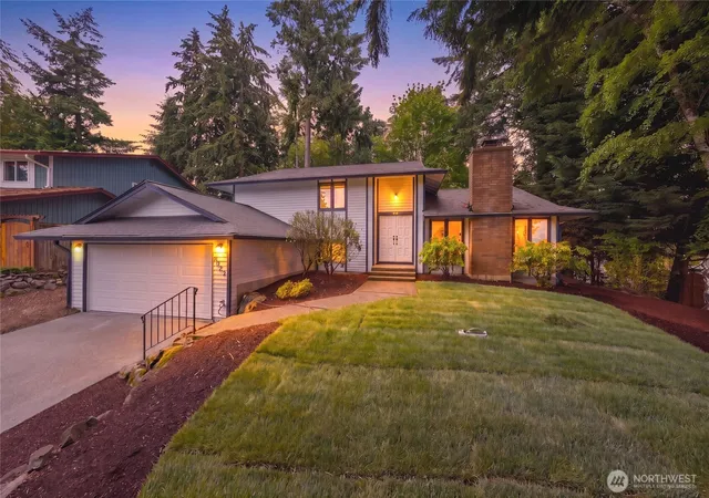 Photo 2 of Single family home for sale at 4123 Sw 328th Street, Federal Way, WA 98023 | MLS# NWM2541137 | Listing updated on 2026-09-22