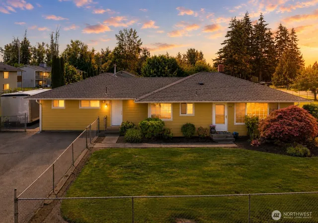 Single family home for sale at 426 4th Avenue SE, Pacific, WA 98047 | MLS# NWM2541140