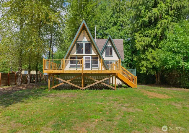 Photo 3 of Single family home for sale at 41819 S Shore Dr, Concrete, WA 98237 | MLS# NWM2541152 | Listing updated on 2026-09-22