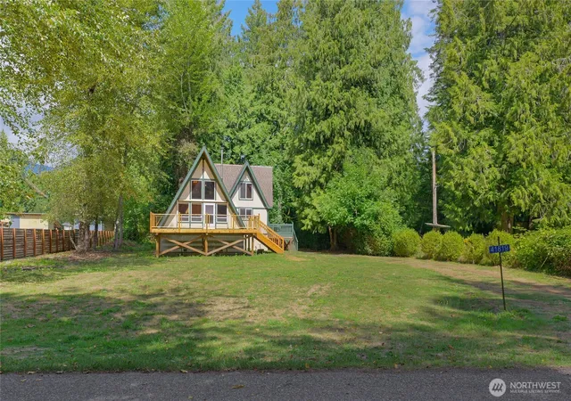 Photo 4 of Single family home for sale at 41819 S Shore Dr, Concrete, WA 98237 | MLS# NWM2541152 | Listing updated on 2026-09-22