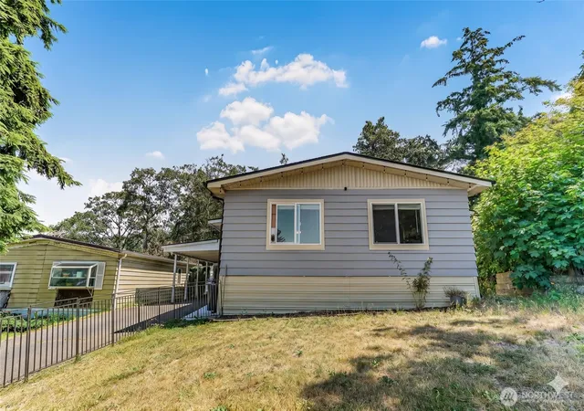 Photo 2 of Manufactured home for sale at 6622 146th Street Sw #10, Lakewood, WA 98439 | MLS# NWM2541153 | Listing updated on 2026-09-22