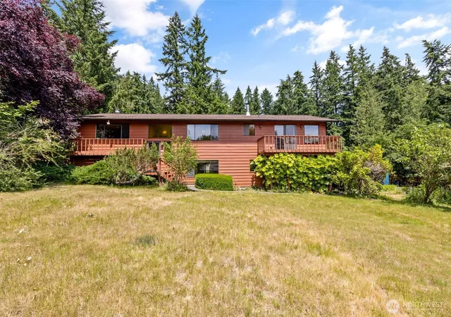 Photo 1 of Single family home for sale at 5359 Ruby Pl Ne, Bainbridge Island, WA 98110 | MLS# NWM2541184 | Listing updated on 2026-09-28